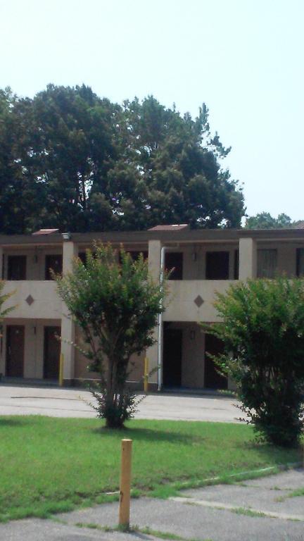 Midtown Motel Newport News Extérieur photo
